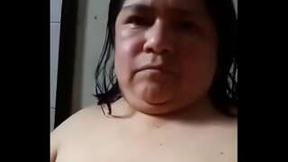 Già trong phòng tắm