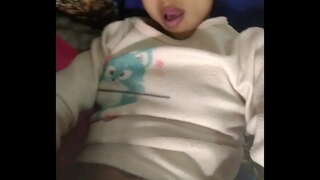 Niara მოძრავი თვალები