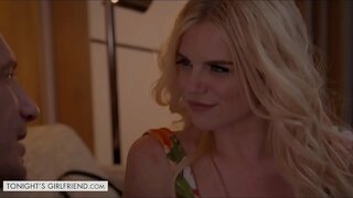 ���ುನೈಟ್ ತಂದೆಯ ಗೆಳತಿ - ನಿಕ್ಕಿ ಸಿಹಿ ಪ್ರೀತಿಸುತ್ತಾರೆ ಆಟಿಕೆಯೊಂದಿಗೆ ರಸಿಕತೆ